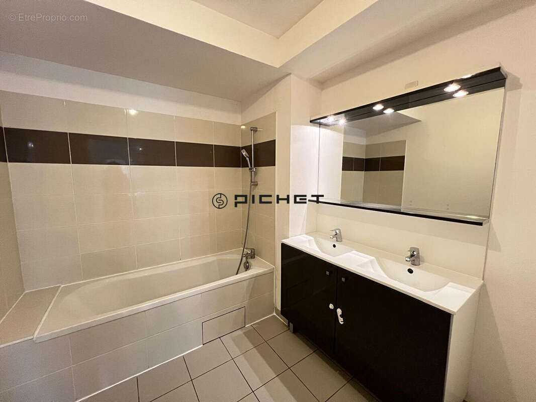 Appartement à SAINT-MEDARD-EN-JALLES