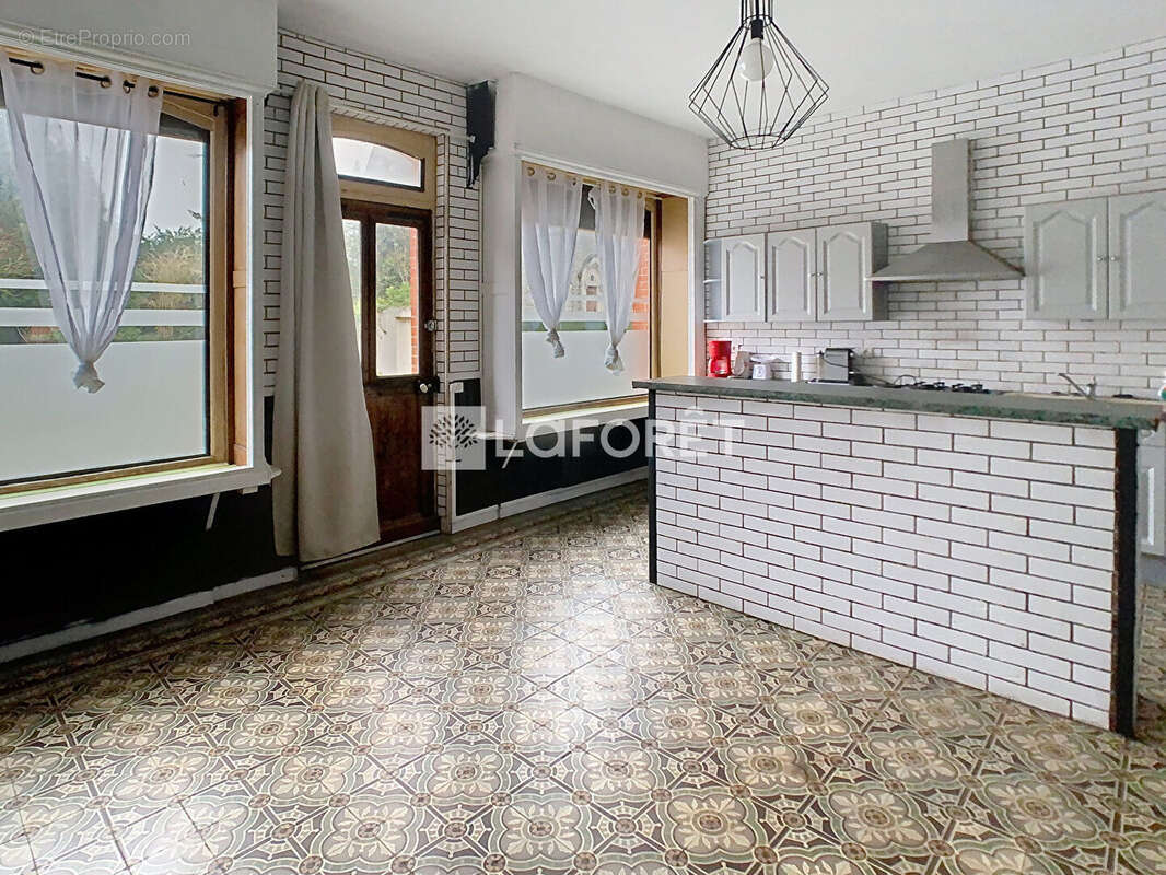 Maison à VILLE-SUR-TOURBE