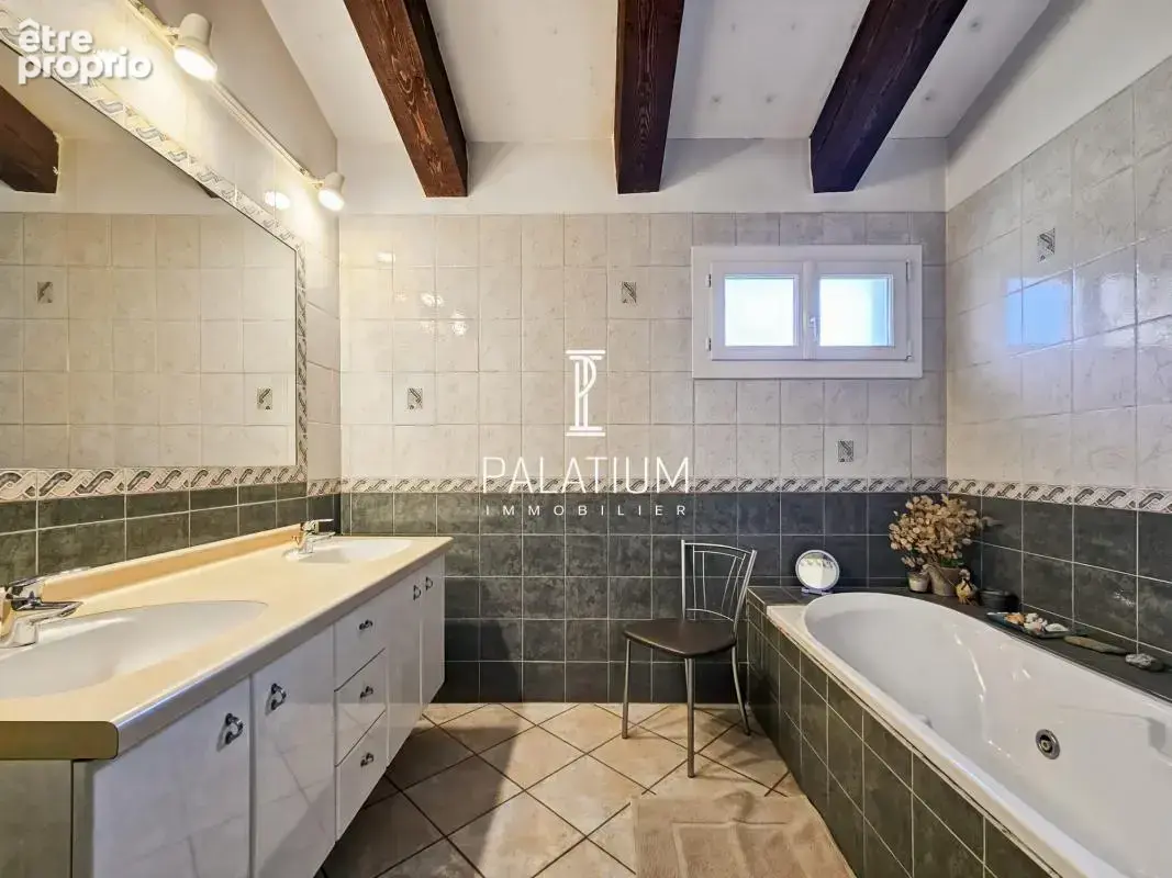 Villa familiale T6 de 167 m² avec sous-sol de 93 m² et garage - photo 14