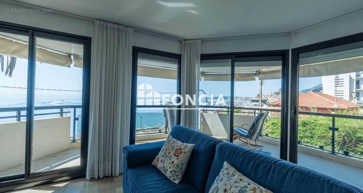Appartement à MENTON