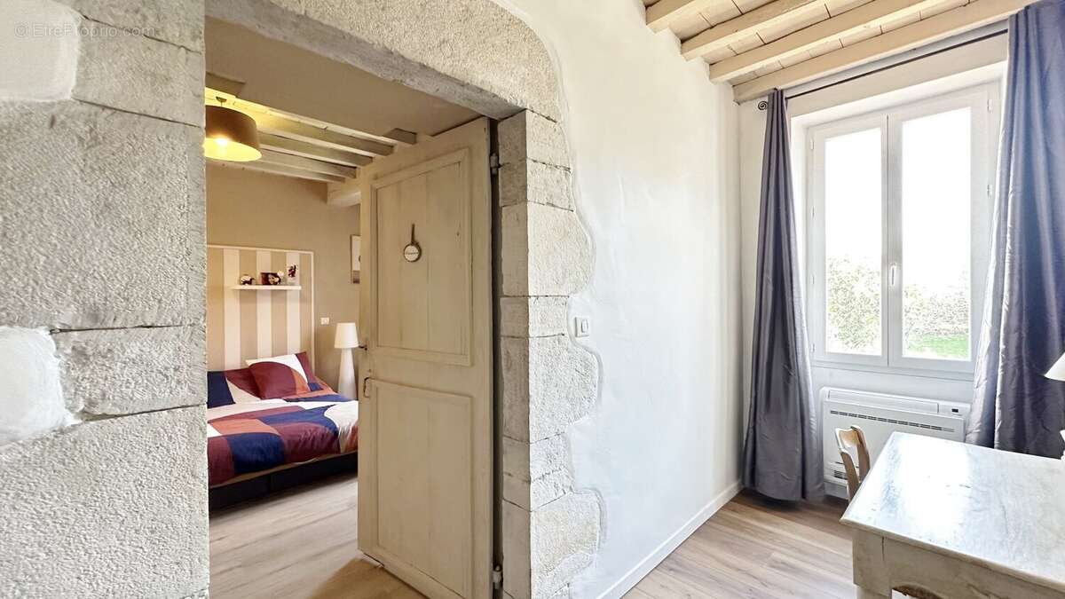 Maison bourgeoise du XVIIe siècle à vendre proche de Dax  Propriété de caractère avec dépendances, piscine et grand terrain - photo 20