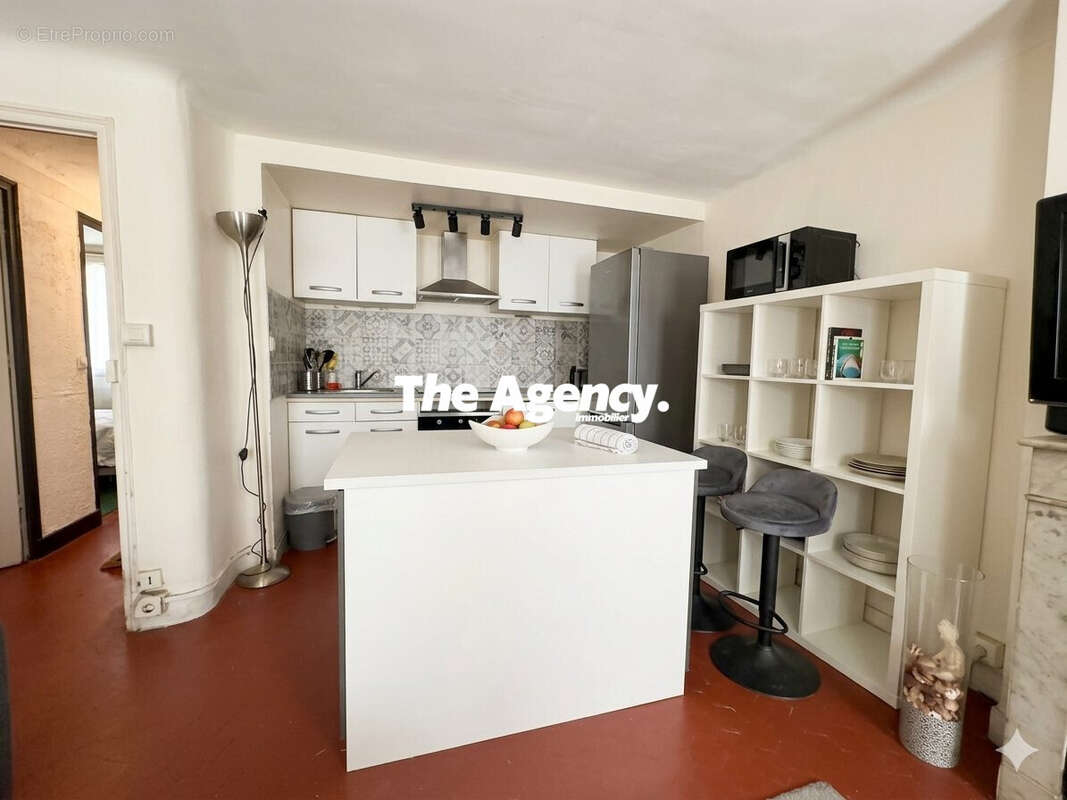 Appartement à MARSEILLE-6E