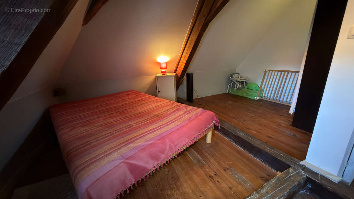 Propriété centre ville ROUVRAY  ( 21 cote d'or ) au calme habitable de suite - photo 5