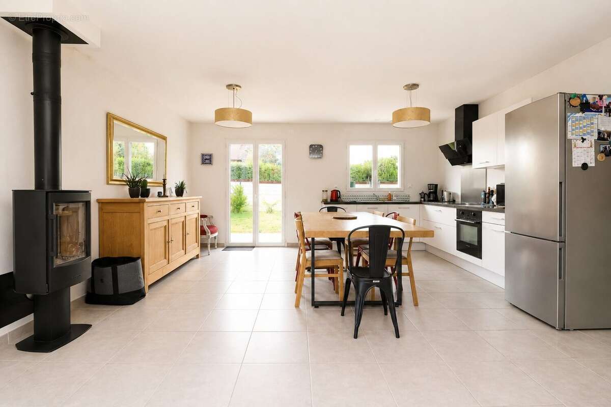 Maison à PRENOIS