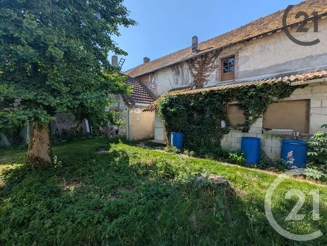 Maison à CHALAUTRE-LA-GRANDE