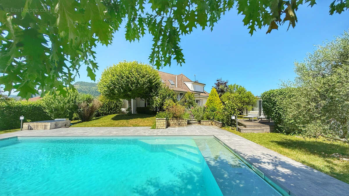 Maison à COUBLEVIE