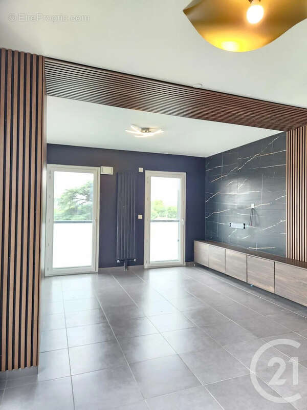 Appartement 92 m² à Rillieux-La-Pape  - photo 3