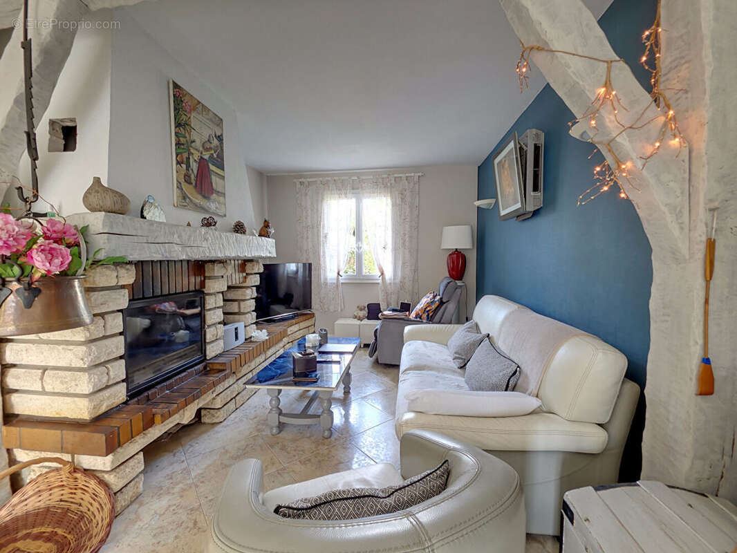 Maison 4 chambres 6 pièces - photo 5