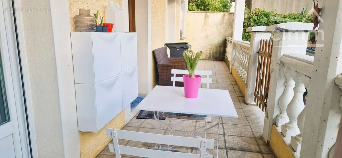 Appartement à LA TOUR-DU-PIN