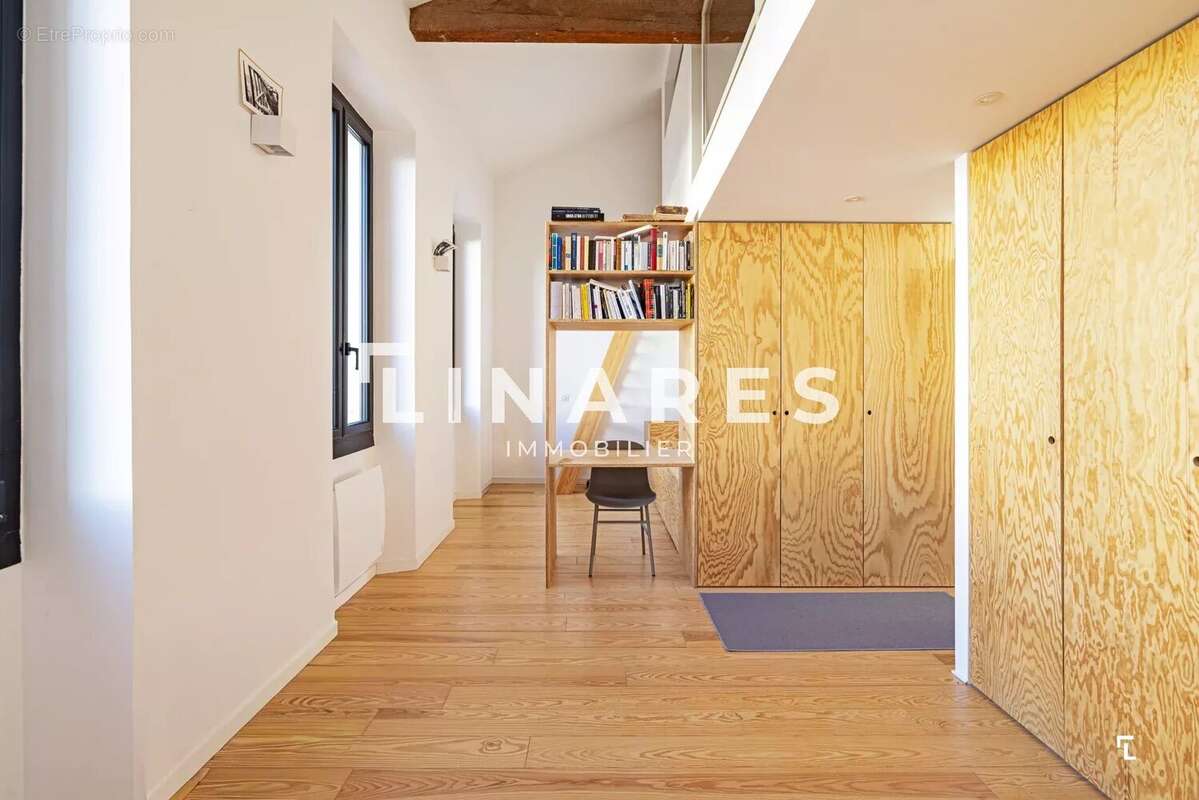 Appartement à MARSEILLE-7E