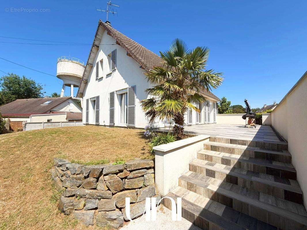 Maison 7pièces de 139m2 sur un terrain de 625m2 - Grandcamp-Maisy - photo 11
