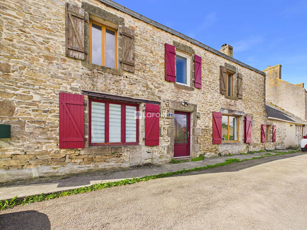 Maison à GUILER-SUR-GOYEN
