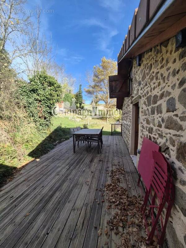 Maison à SAINT-FORGEUX