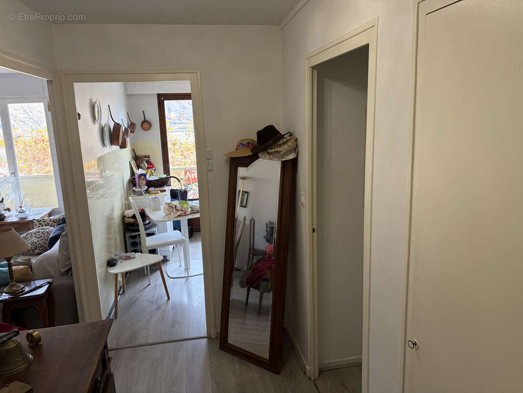 Appartement à SAINT-JEAN-DE-MAURIENNE