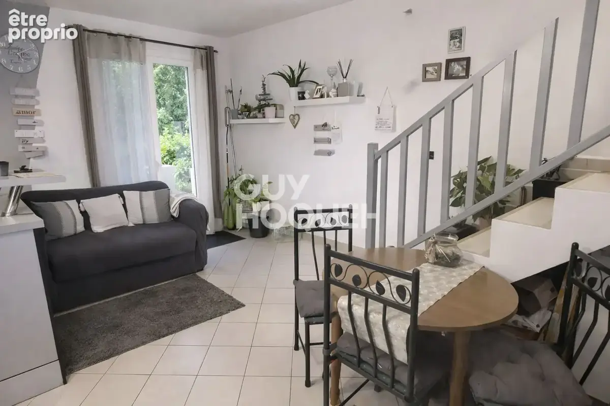 Appartement à MEZIERES-SUR-SEINE