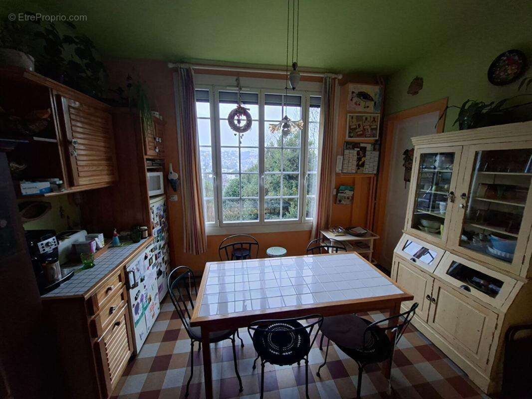 Maison à MONT-SAINT-AIGNAN