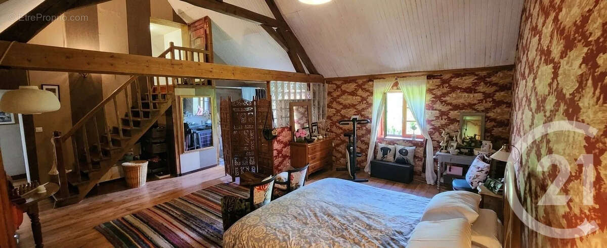 Maison à AUNAY-EN-BAZOIS