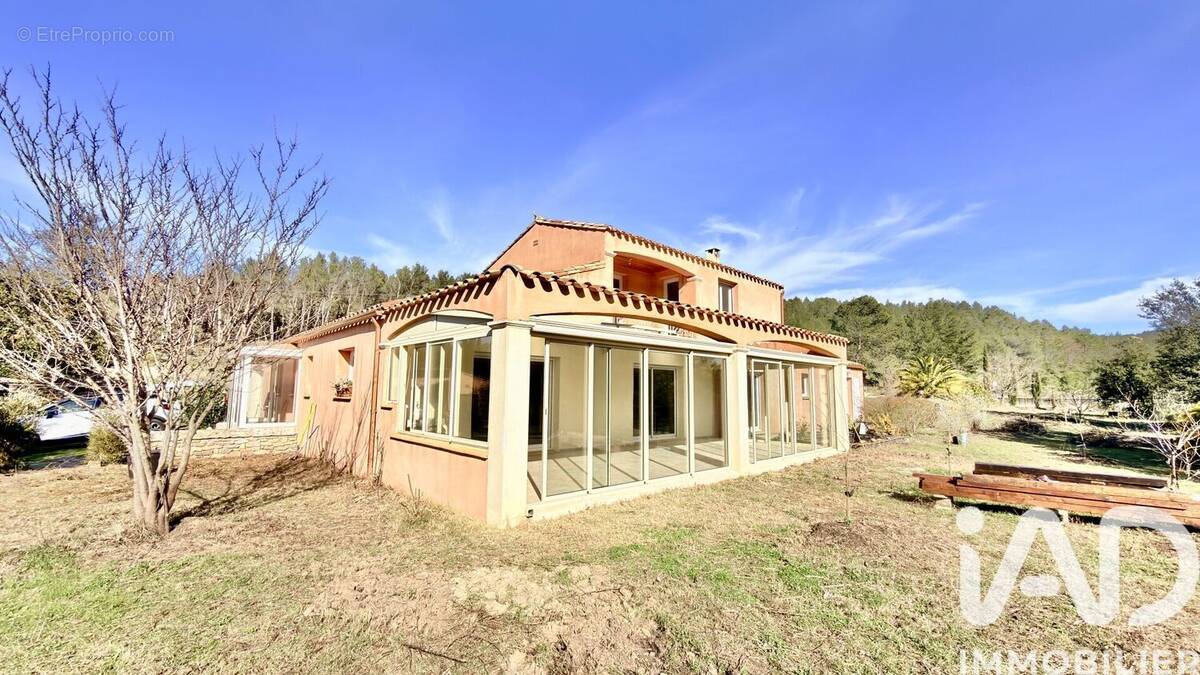 Photo 1 - Maison à SAINT-PIERRE-DES-CHAMPS