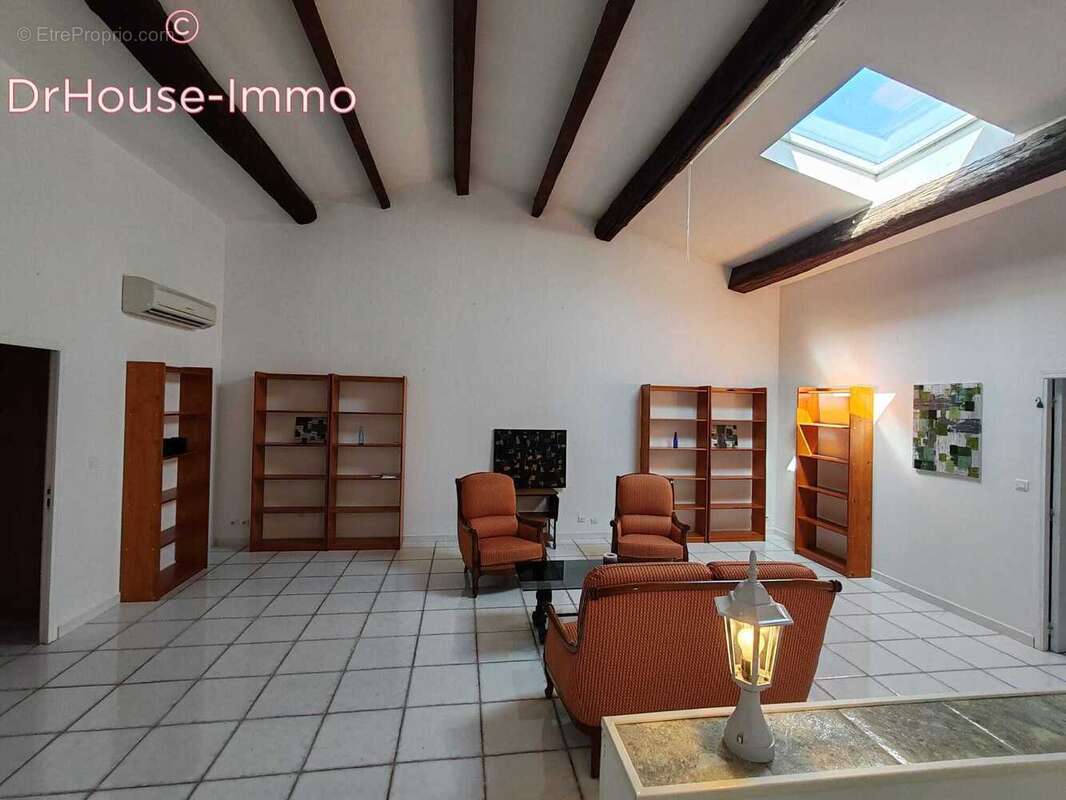 Maison à BESSE-SUR-ISSOLE