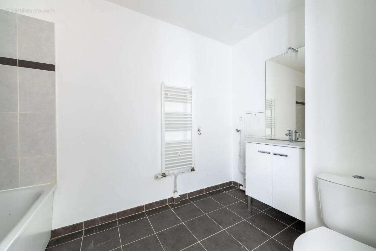 Appartement à PERSAN