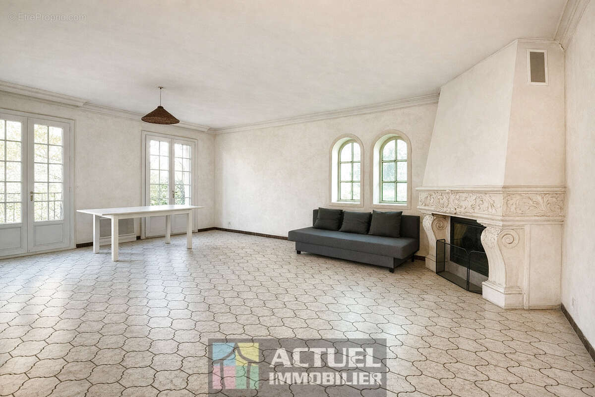 Grande maison sur Alco. - photo 2