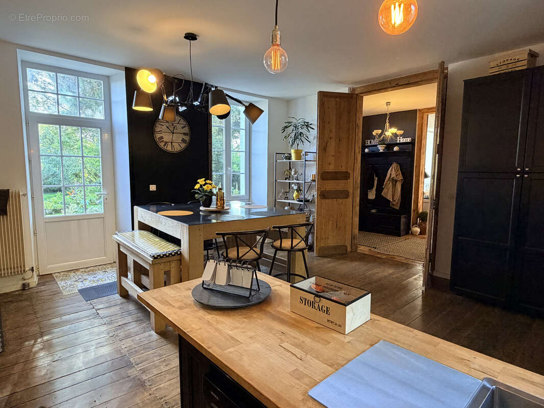 Maison à FOUQUEBRUNE