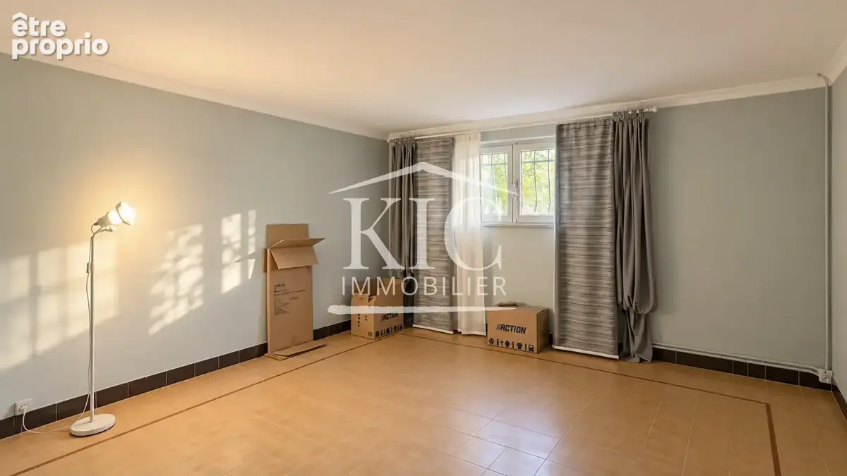 PROCHE CARCASSONNE - Ensemble 2 Maisons 175 m2 et 158 m2 - Garages - Piscine - photo 21