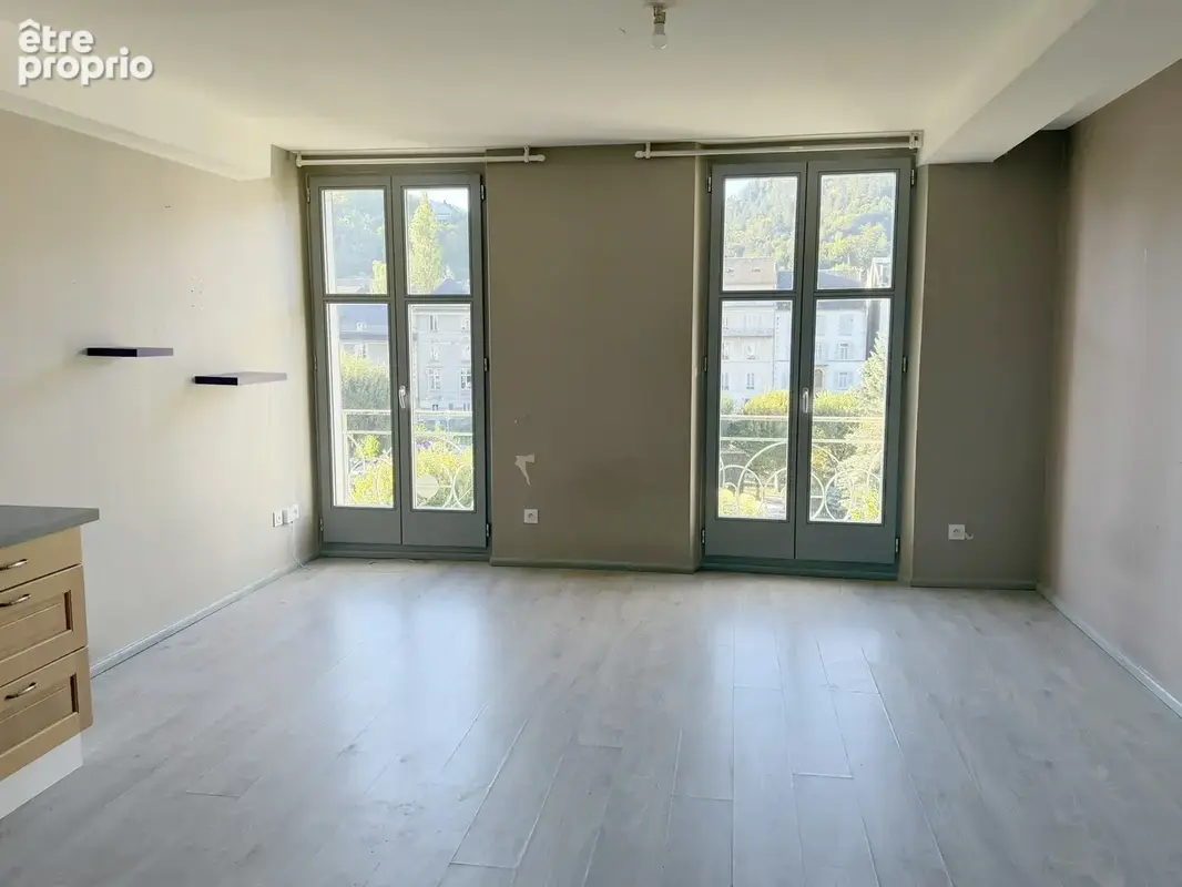 Appartement Exposé Sud en Plein Centre de La Bourboule - photo 2
