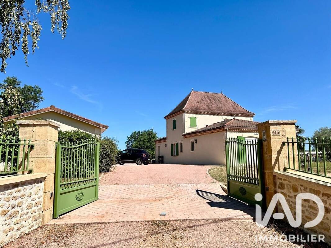 Photo 1 - Maison à NANTHEUIL