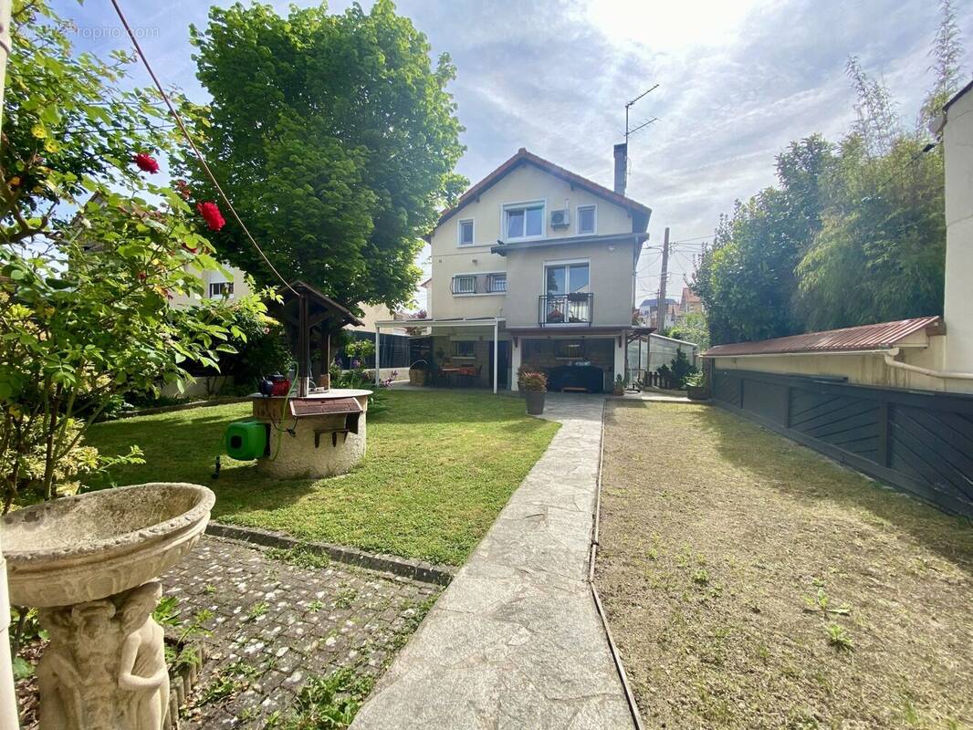 Maison à CHELLES