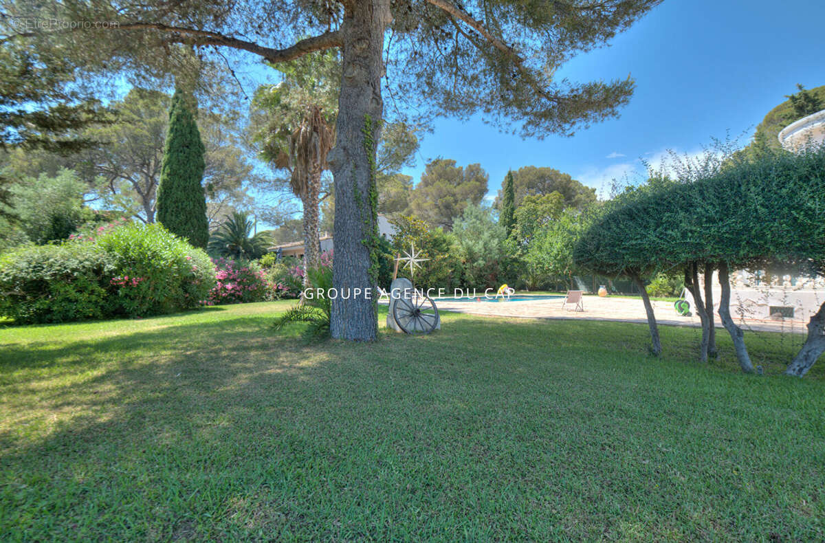 Maison à SAINT-RAPHAEL