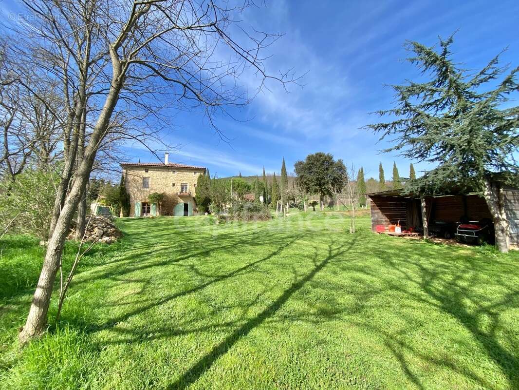 Entre Uzès et La Roque-sur-Cèze, Éden Provençal : Mas du XVIIIe & Son Domaine Privé sur 3,3 hectares - photo 28