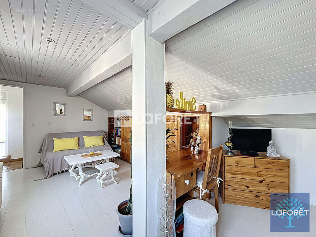 Maison à VIGNEUX-SUR-SEINE