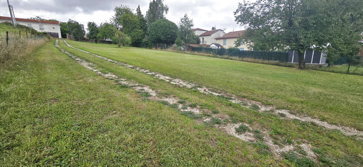 Maison à CONSENVOYE