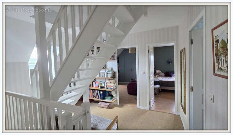 Maison à COURDIMANCHE