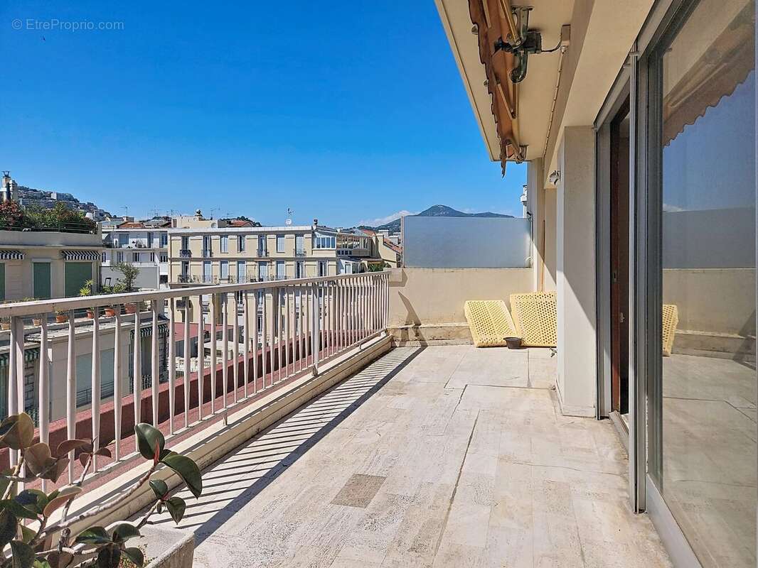 Appartement à NICE