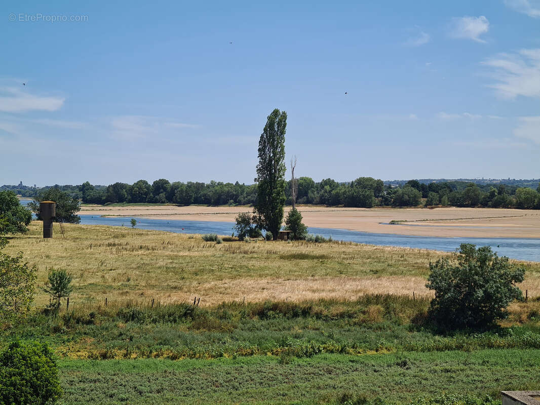 Spécial investisseurs - Immeuble de rapport en bord de Loire - photo 2