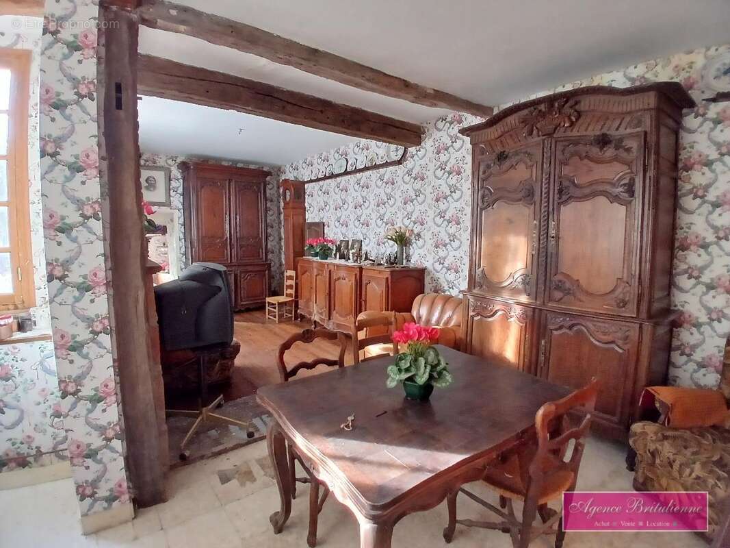 Maison à BRETEUIL