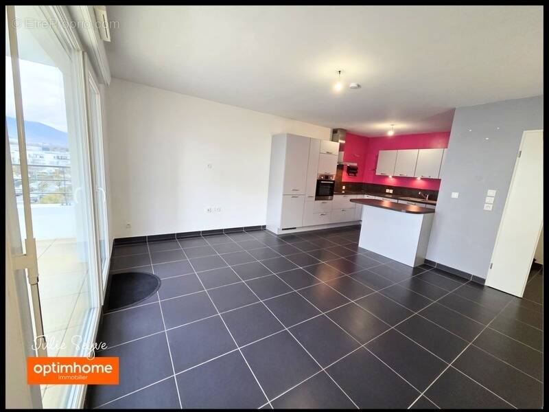 Appartement à SAINT-GENIS-POUILLY