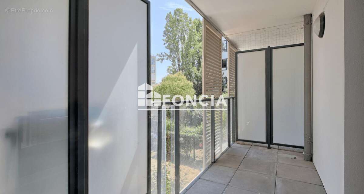 EXCLUSIVITE FONCIA ! Appartement 3P, balcons, avec cave et parking - photo 10