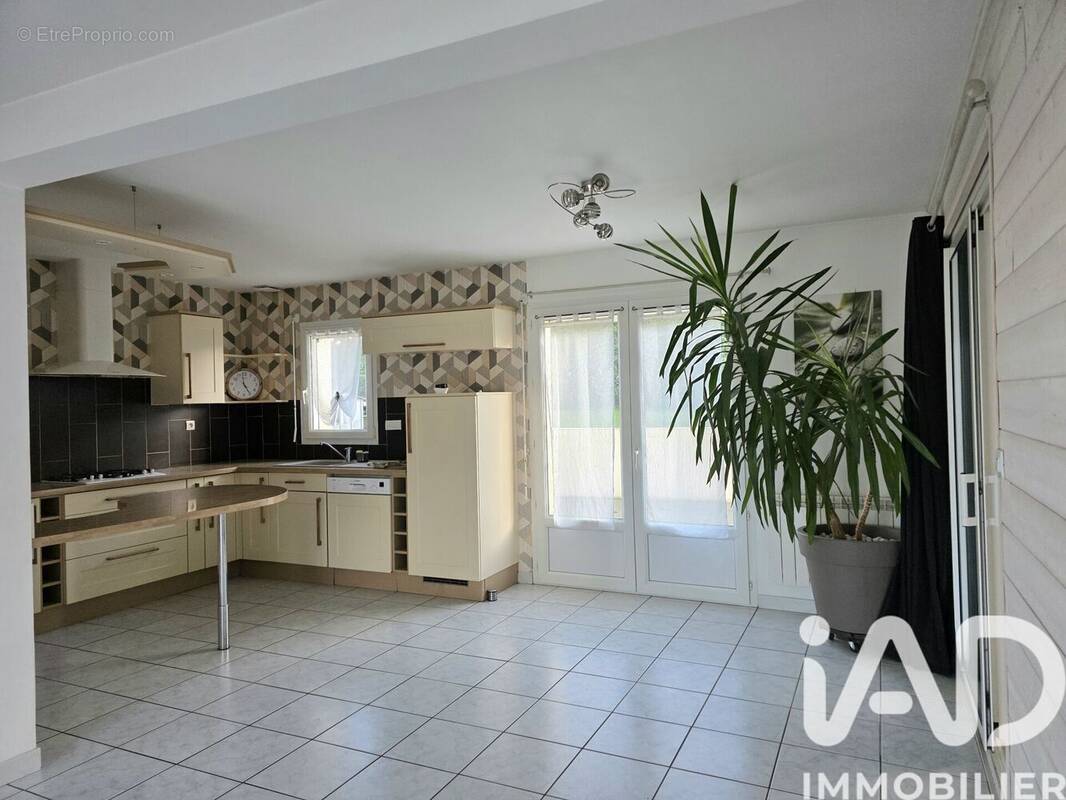 Photo 1 - Maison à TREDANIEL