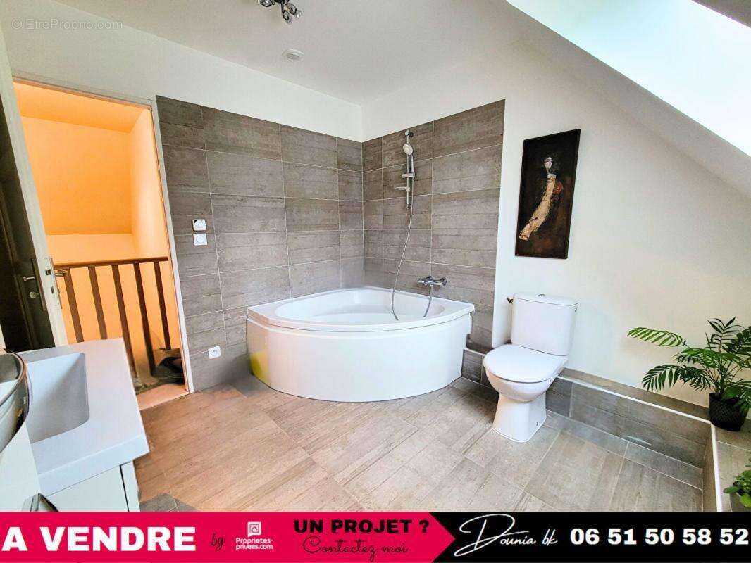 Maison à VERNEUIL-EN-HALATTE