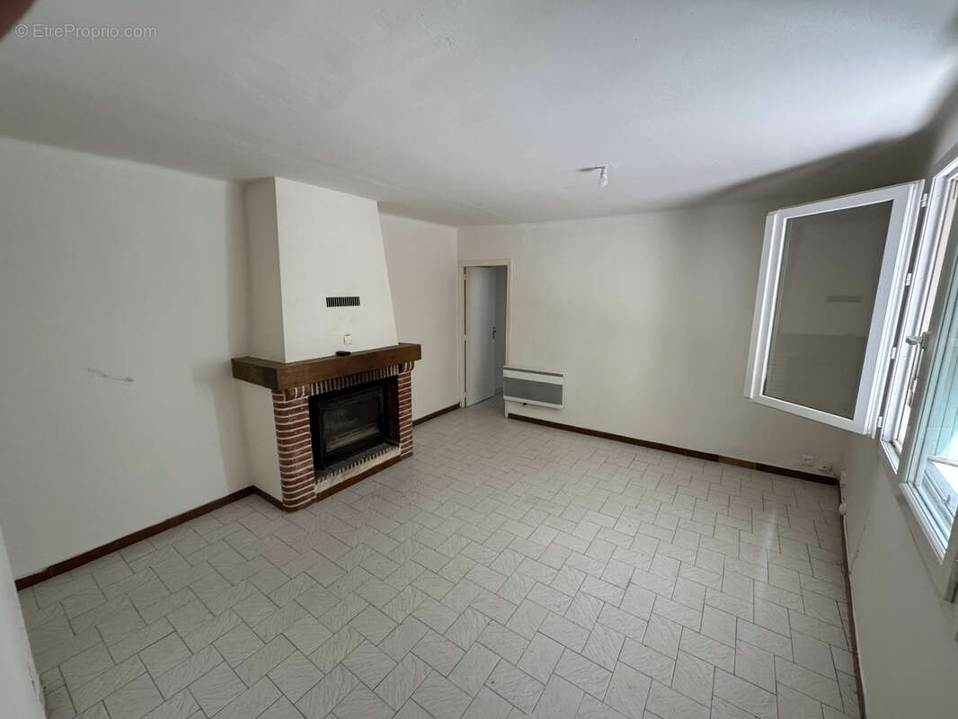 Maison à SAINT-JEAN-DE-FOS