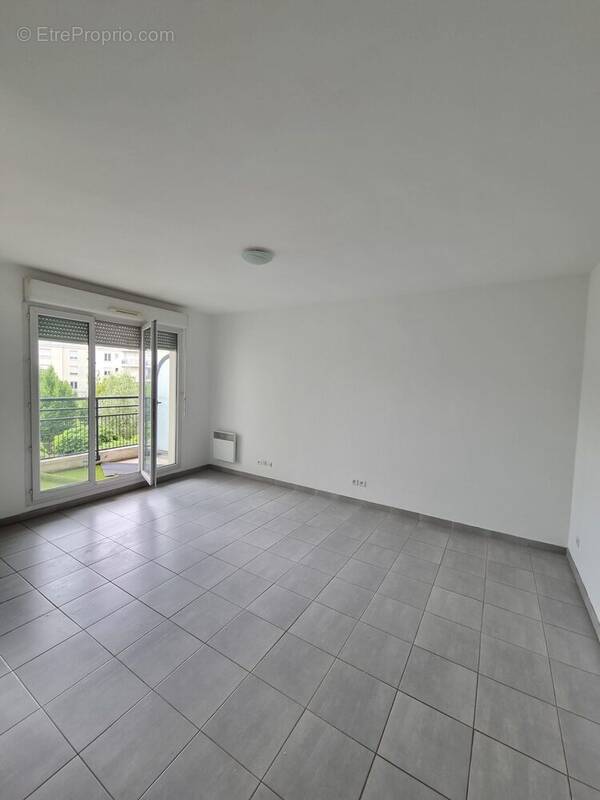 Appartement à LE BOURGET
