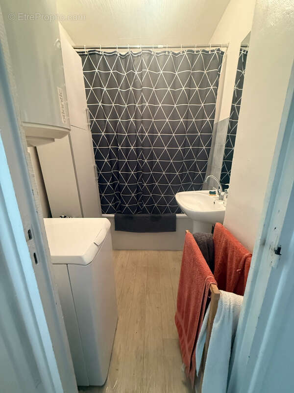 Appartement à BOURG-SAINT-ANDEOL