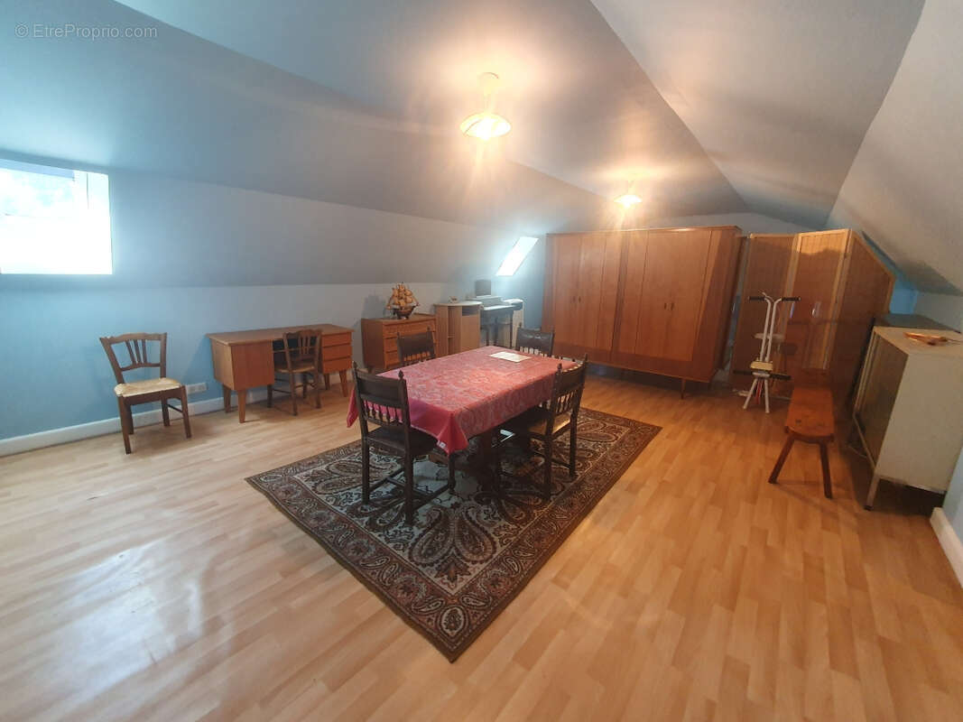 Propriété d'exception en xaintrie, 2,2 ha bois et prés attenants, dépendance ,trés bon état . - photo 16
