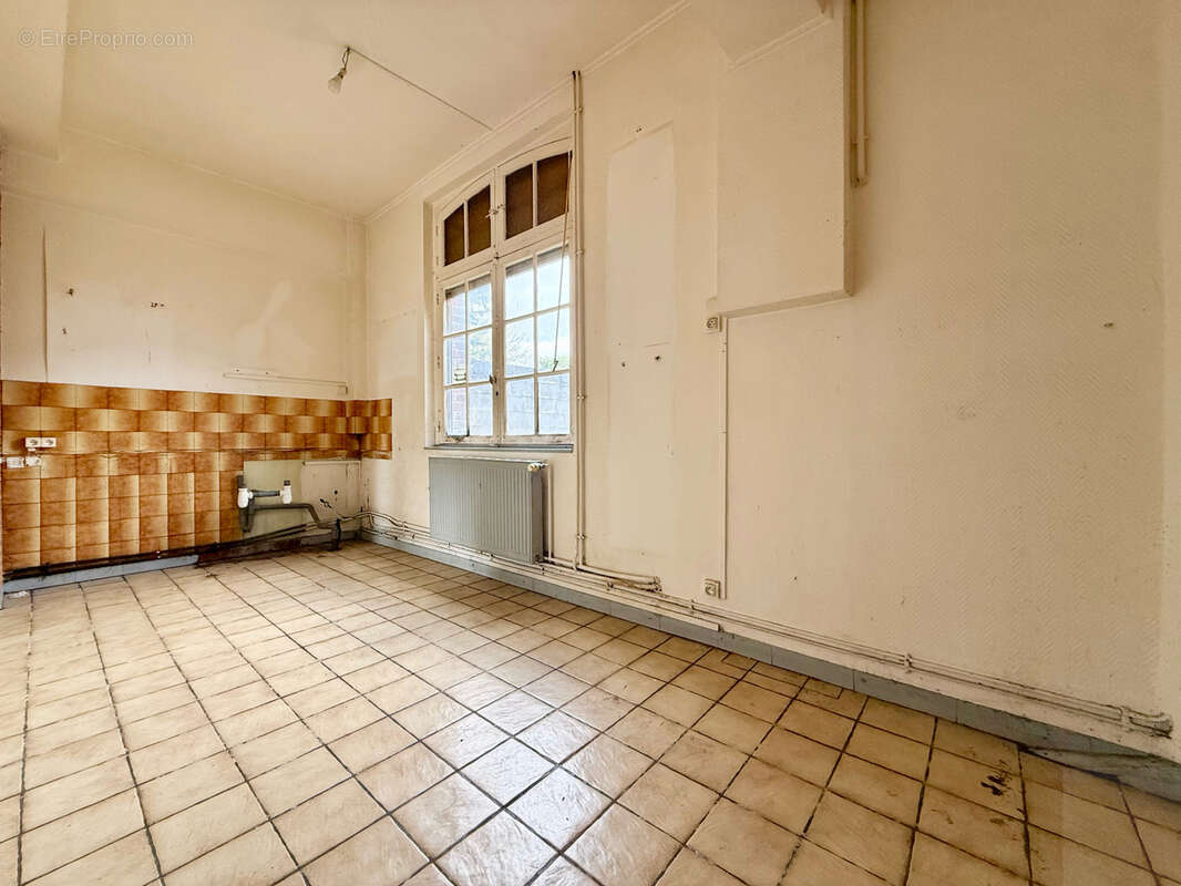 Maison à NESLE