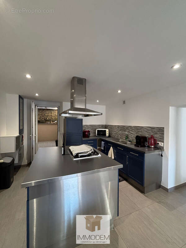 Maison entièrement rénovée avec dépendance et fort potentiel - photo 6