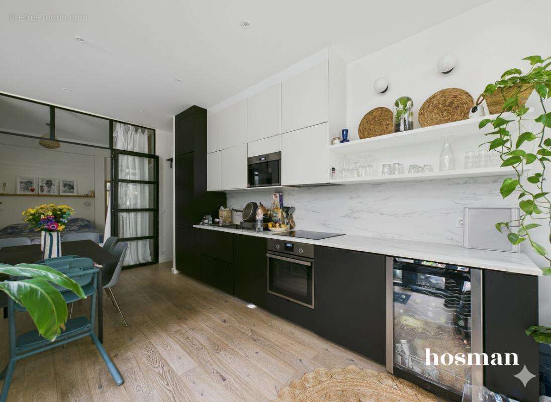 Appartement à PARIS-18E