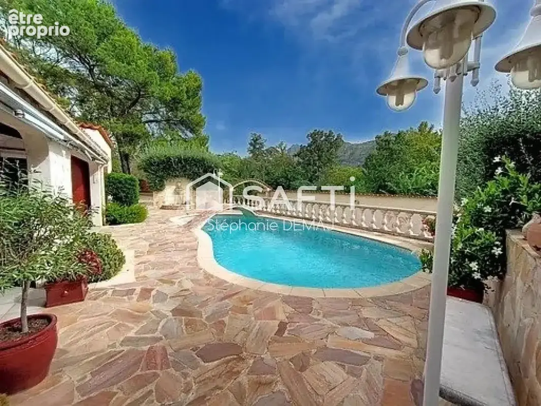 Photo 1 - Maison à LE MUY